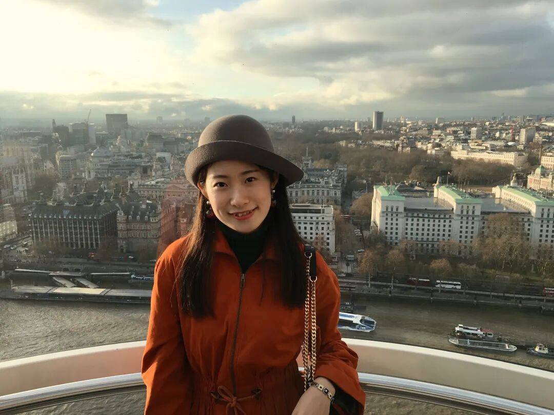 “乔布斯你复活吧!”iPhone17“丑”上热搜<strong></p>
<p>肖毅虚拟币交易</strong>,果粉最怀念的还是他?