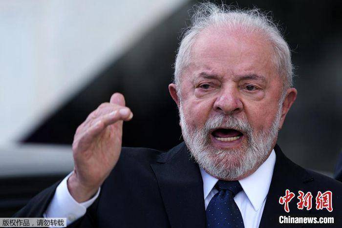 卢拉在美国《纽约时报》撰文:巴西民主与主权不容谈判