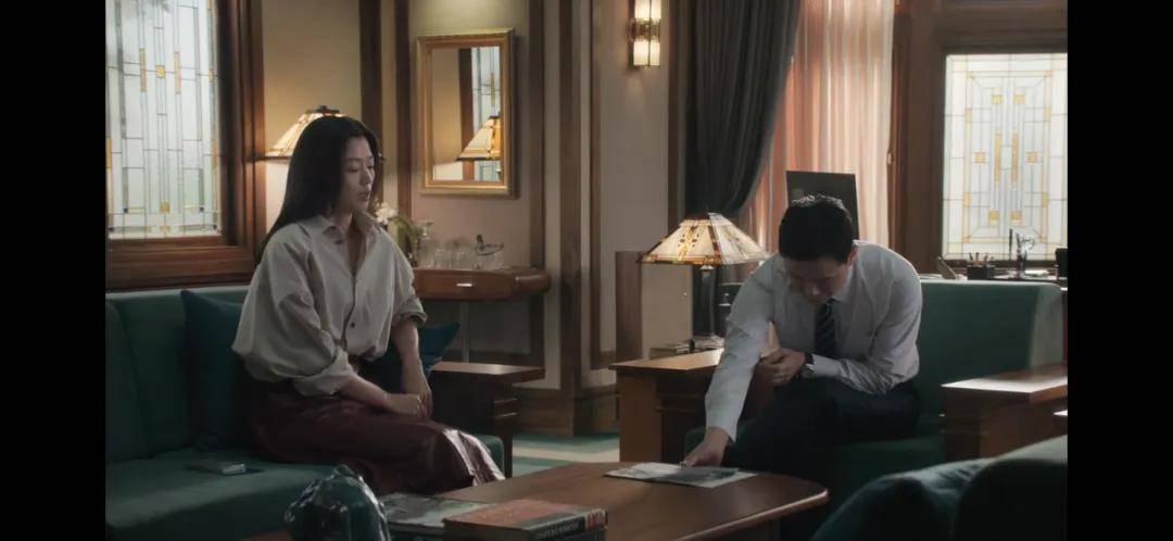 44岁要去“竞选总统”的全智贤<strong></p>
<p>传奇</strong>，穿衣风格都变了！