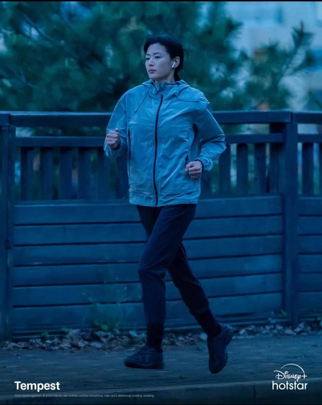 44岁要去“竞选总统”的全智贤<strong></p>
<p>传奇</strong>，穿衣风格都变了！