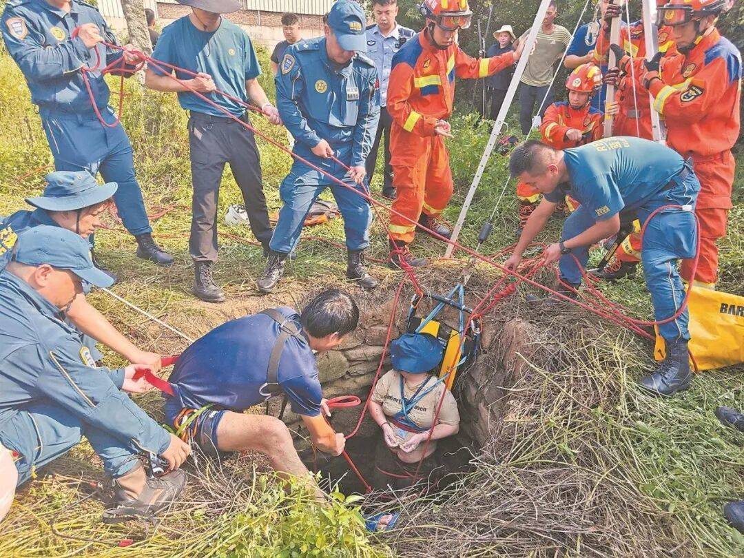 泉州坠井女子“54小时噩梦”:几条蛇爬身上<strong></p>
<p>十大fil币虚拟币排行</strong>,双侧肋骨骨折!绝望时靠一个信念坚持活下来……