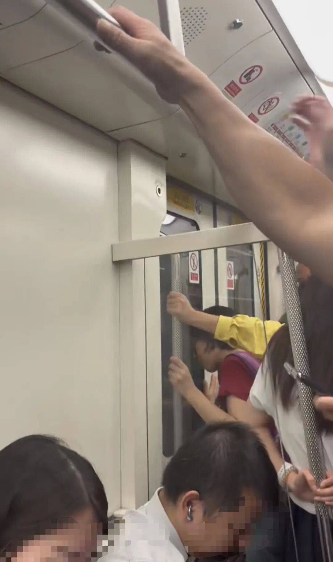 挤爆!深圳一地铁线晚高峰又出故障<strong></p>
<p>虚拟币产生方法</strong>,网友:快一小时三个站没走完