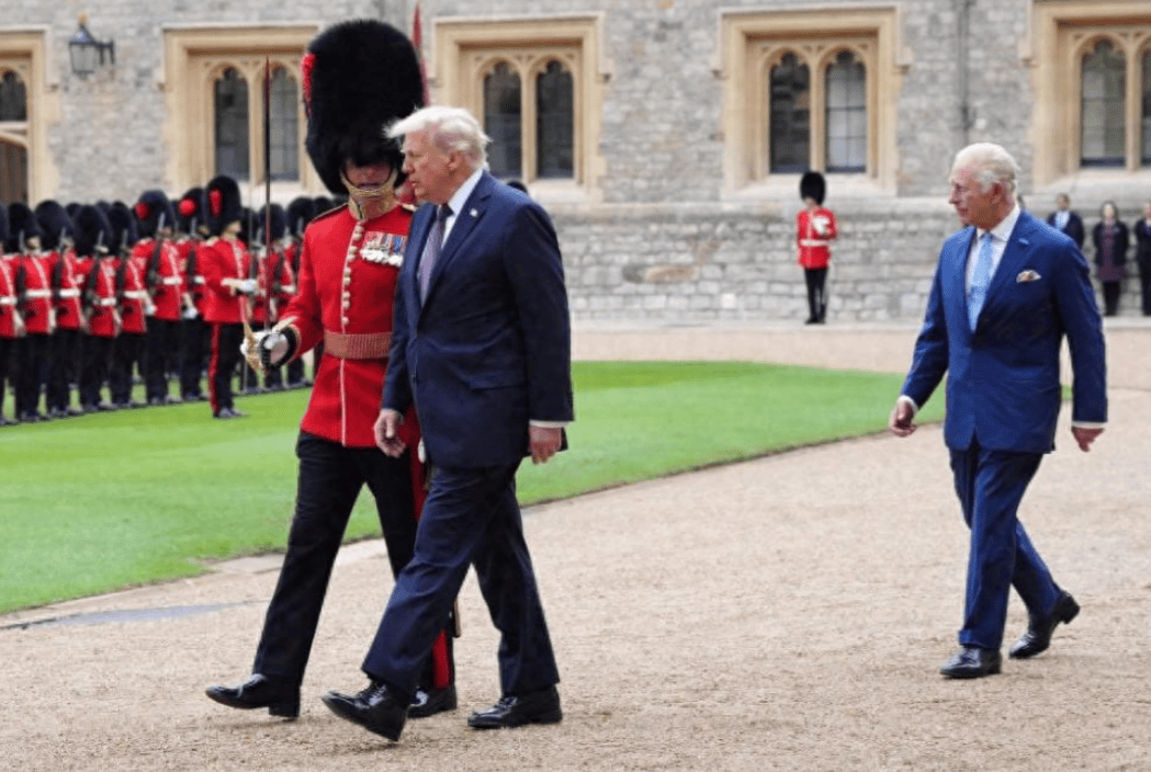 特朗普万万不会想到<strong></p>
<p>虚拟币产生方法</strong>,他冒着生命危险访英,斯塔默却还给了他一巴掌