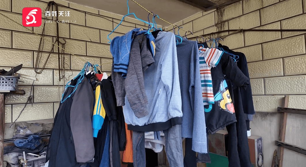 心酸!12岁男孩“独居”贵阳一安置房内<strong></p>
<p>虚拟币产生方法</strong>,父亲回应:迫于无奈,因为……