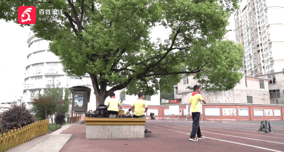 心酸!12岁男孩“独居”贵阳一安置房内<strong></p>
<p>虚拟币产生方法</strong>,父亲回应:迫于无奈,因为……