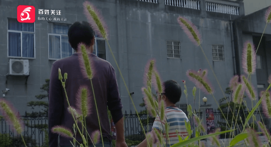 心酸!12岁男孩“独居”贵阳一安置房内<strong></p>
<p>虚拟币产生方法</strong>,父亲回应:迫于无奈,因为……