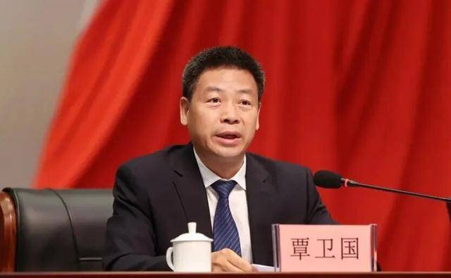 中央批准任省委常委后<strong></p>
<p>虚拟币产生方法</strong>,他被免去副省长职务