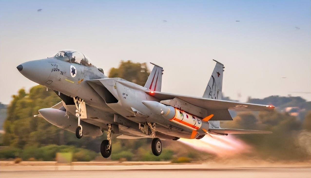 一声巨响<strong></p>
<p>虚拟币产生方法</strong>,胡塞用导弹证实,卡塔尔被炸是沙特不开火,美军不拦截