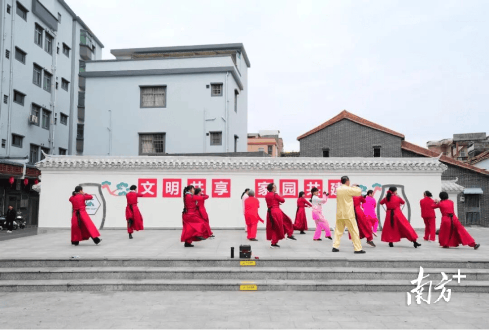 东莞推进全域文明建设：一座超大城市的治理升维｜南方莞评