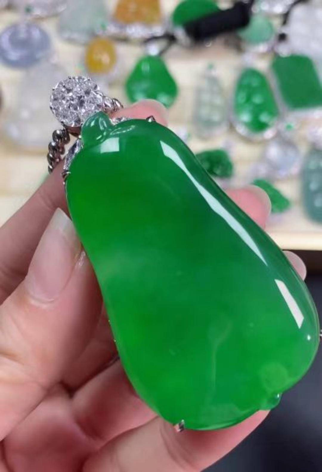 268万翡翠标错价按26.8万卖出 拒发货被判赔50万 商家:公司半年白干了<strong></p>
<p>虚拟币发电是咋回事</strong>,已上诉