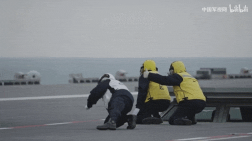 美国成了笑话:歼-35成人类首款电磁弹射五代机<strong></p>
<p>虚拟币otc走现金交易</strong>,美军在干啥?