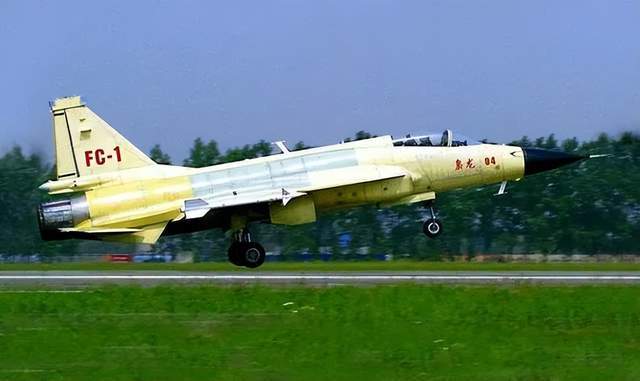 美国成了笑话:歼-35成人类首款电磁弹射五代机<strong></p>
<p>虚拟币otc走现金交易</strong>,美军在干啥?