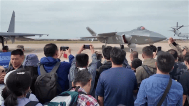 过于落后可以展示?歼20大方展示<strong></p>
<p>虚拟币otc走现金交易</strong>,“野兽模式”强压F35一头