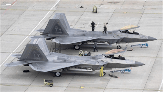 过于落后可以展示?歼20大方展示<strong></p>
<p>虚拟币otc走现金交易</strong>,“野兽模式”强压F35一头