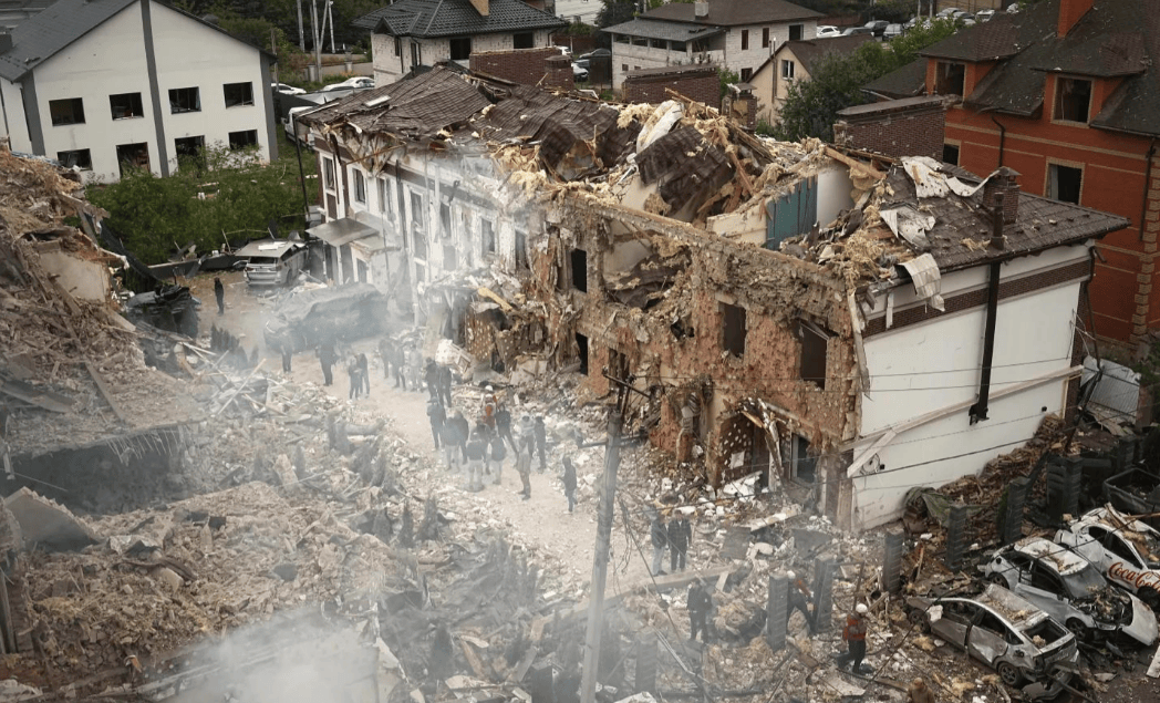 俄罗斯杀红眼了<strong></p>
<p>虚拟贸币</strong>,乌克兰被连炸12个小时,泽连斯基誓言血债血偿!