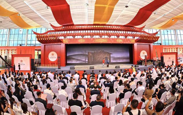 第九届中国戏曲文化周开幕<strong></p>
<p>虚拟贸币</strong>,北京园博园化身戏曲百花园