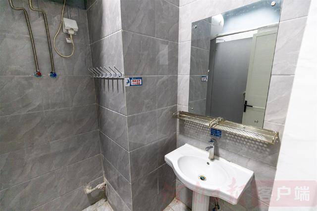 从8人间到夫妻房<strong></p>
<p>u虚拟币</strong>,郑州富士康员工幸福安居“进行时”