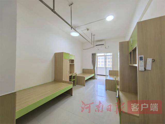 从8人间到夫妻房<strong></p>
<p>u虚拟币</strong>,郑州富士康员工幸福安居“进行时”