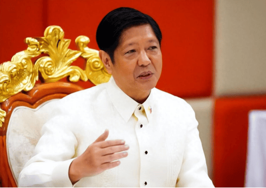 总统府前被烧成火海<strong></p>
<p>u虚拟币</strong>，总统却下落不明！菲律宾一夜变天，20城全乱了