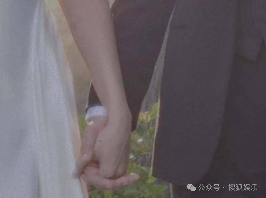 无意还是戏精？她办婚礼<strong></p>
<p>u虚拟币</strong>，分手多年的他隔空说“我愿意”？