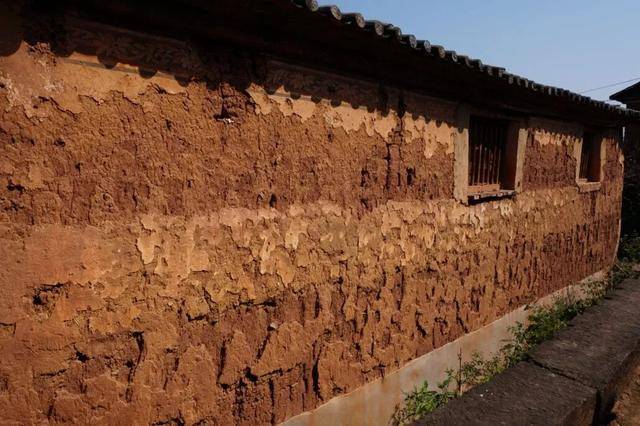 没人住的房子<strong></p>
<p>私人挖虚拟币</strong>,为什么会“老”得特别快?