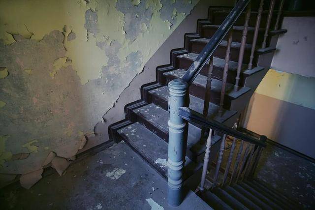 没人住的房子<strong></p>
<p>私人挖虚拟币</strong>,为什么会“老”得特别快?