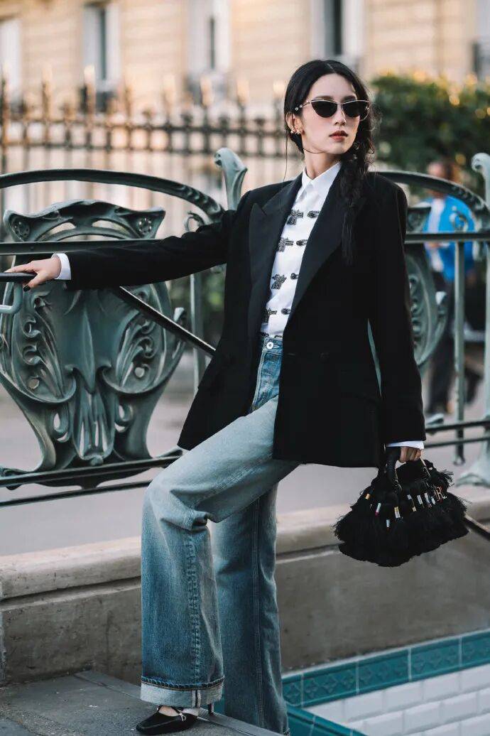 时装周上的女明星<strong></p>
<p>私人挖虚拟币</strong>,秋冬氛围感一键封顶!