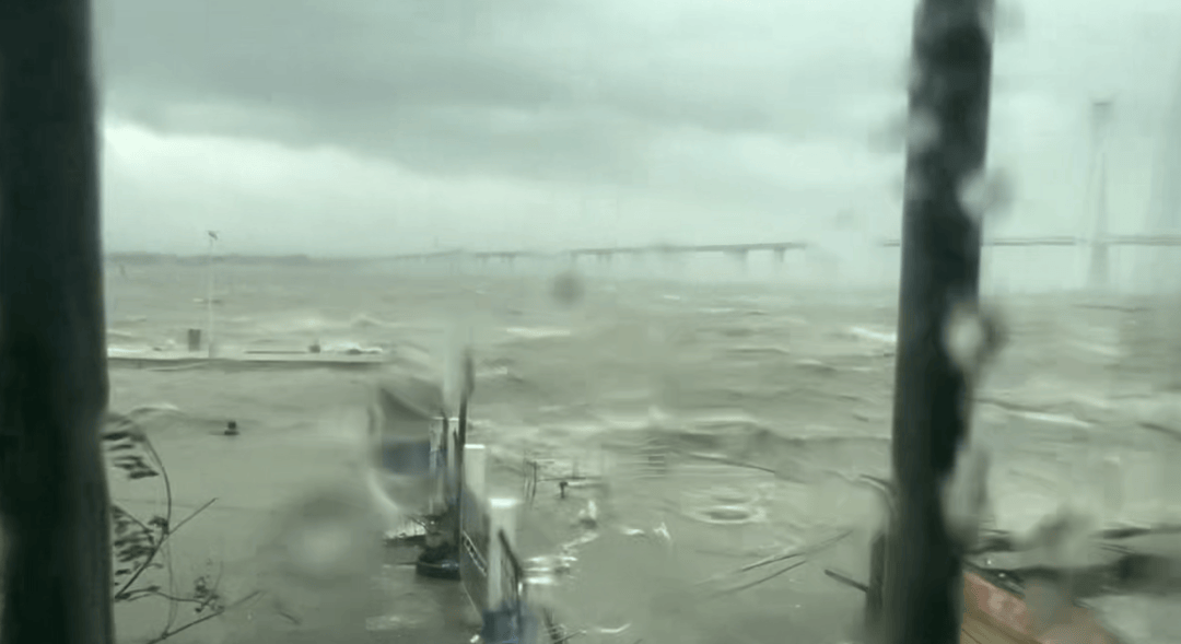 突发!海水倒灌<strong></p>
<p>私人挖虚拟币</strong>,涌上路面,多地紧急宣布"五停"!又有新台风生成