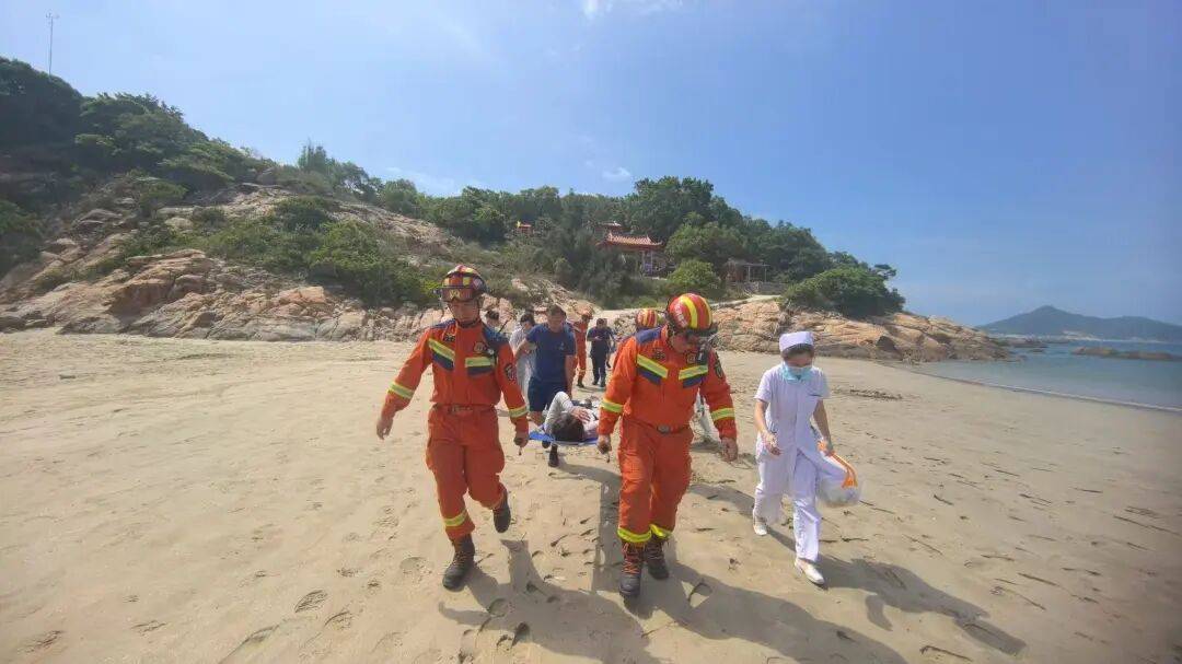 打卡拍照<strong></p>
<p>十部委虚拟币</strong>,再美也不能用生命对焦