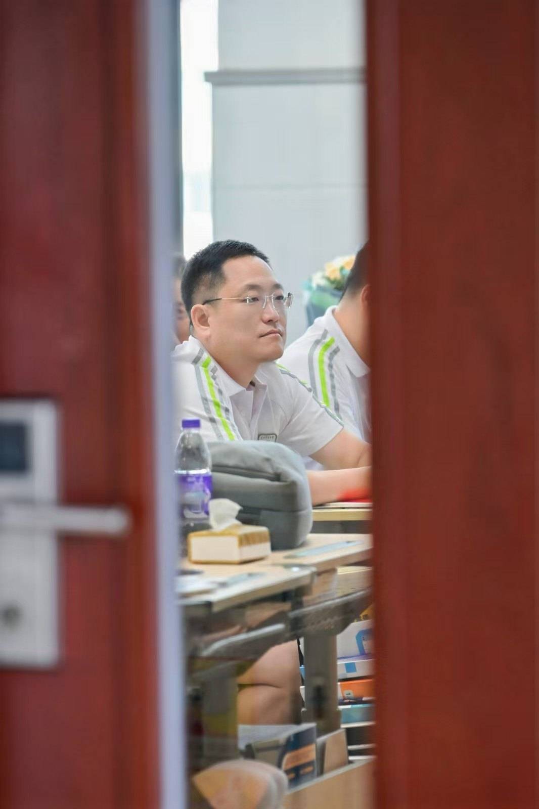 那个让老师骄傲的“调皮”班级！30年同学聚会<strong></p>
<p>以后如何交易虚拟币</strong>，还伴有一封来自贵州的感谢信