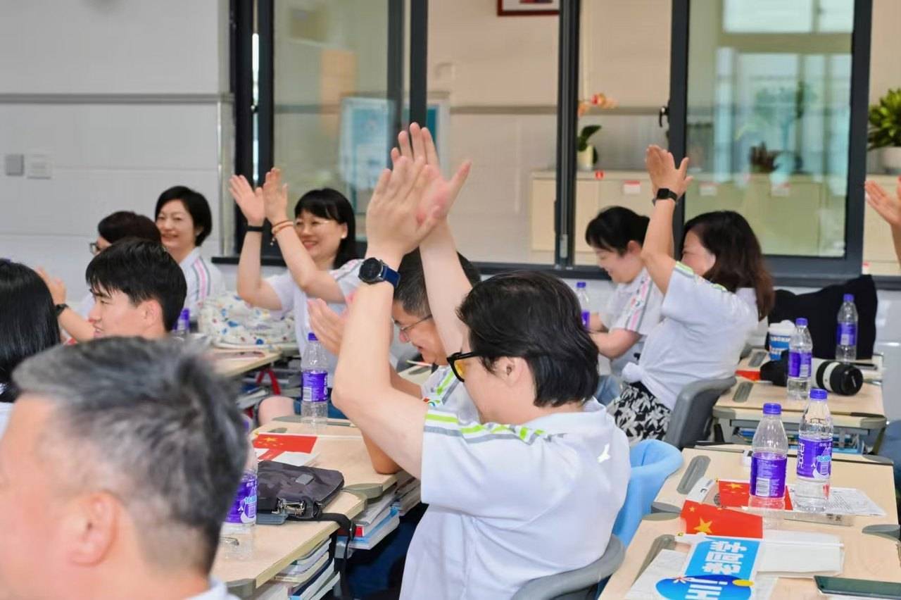 那个让老师骄傲的“调皮”班级！30年同学聚会<strong></p>
<p>以后如何交易虚拟币</strong>，还伴有一封来自贵州的感谢信