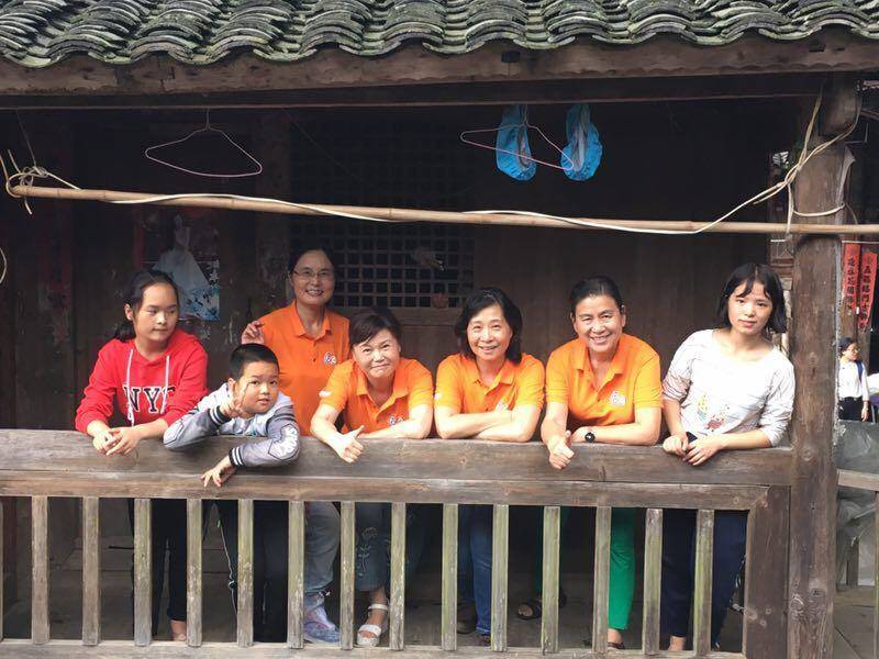 那个让老师骄傲的“调皮”班级！30年同学聚会<strong></p>
<p>以后如何交易虚拟币</strong>，还伴有一封来自贵州的感谢信