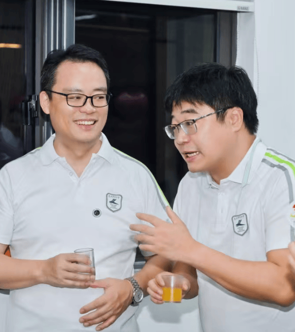 那个让老师骄傲的“调皮”班级！30年同学聚会<strong></p>
<p>以后如何交易虚拟币</strong>，还伴有一封来自贵州的感谢信