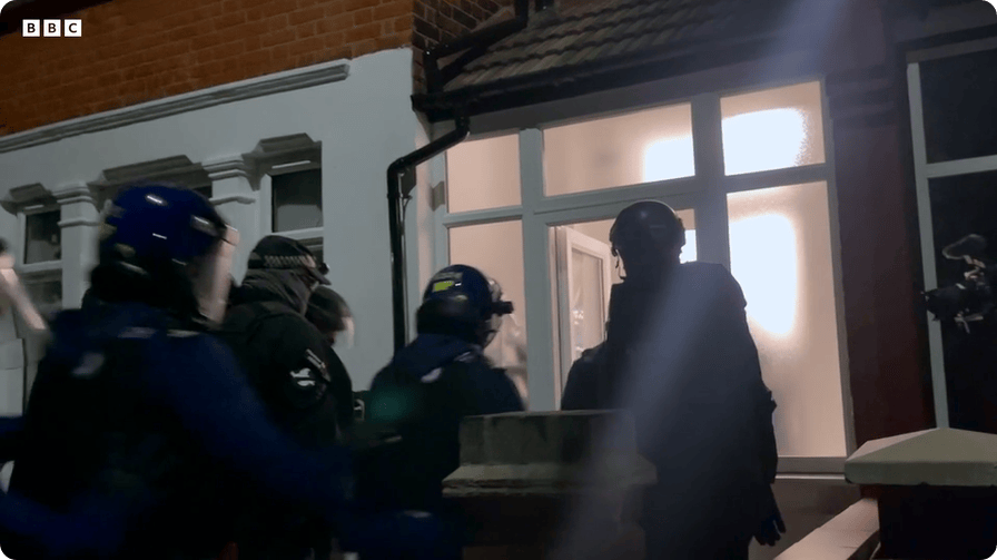 凯特患癌竟因辉瑞疫苗？伦敦4万被盗手机直飞香港<strong></p>
<p>公司从事虚拟币开发</strong>，比贩毒暴利产业链曝光…