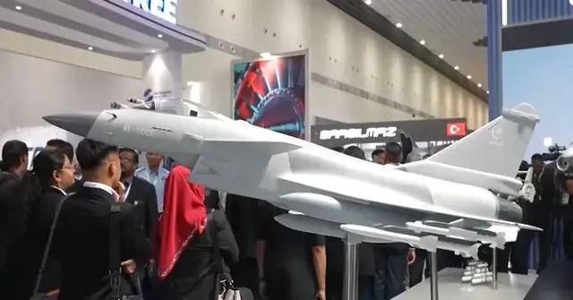 突然到来的惊喜<strong></p>
<p>虚拟币挖矿</strong>?孟加拉国表示要22亿美元购买20架歼-10CE?