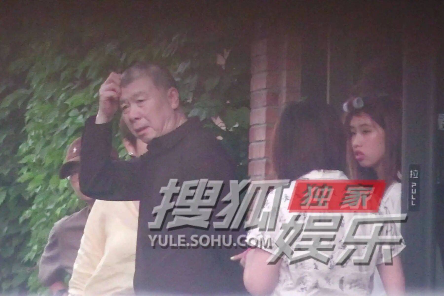 考古|冯小刚带女儿去陈思诚工作室!开个人账号还读影视专业<strong></p>
<p>虚拟币挖矿</strong>,她也要“女承父业”吗?