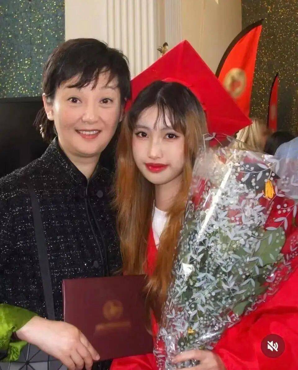 考古|冯小刚带女儿去陈思诚工作室!开个人账号还读影视专业<strong></p>
<p>虚拟币挖矿</strong>,她也要“女承父业”吗?