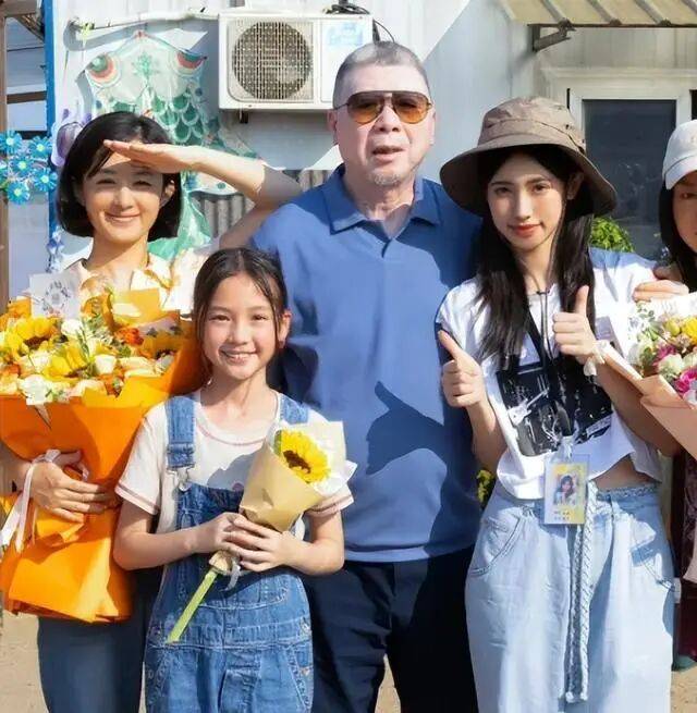 考古|冯小刚带女儿去陈思诚工作室!开个人账号还读影视专业<strong></p>
<p>虚拟币挖矿</strong>,她也要“女承父业”吗?