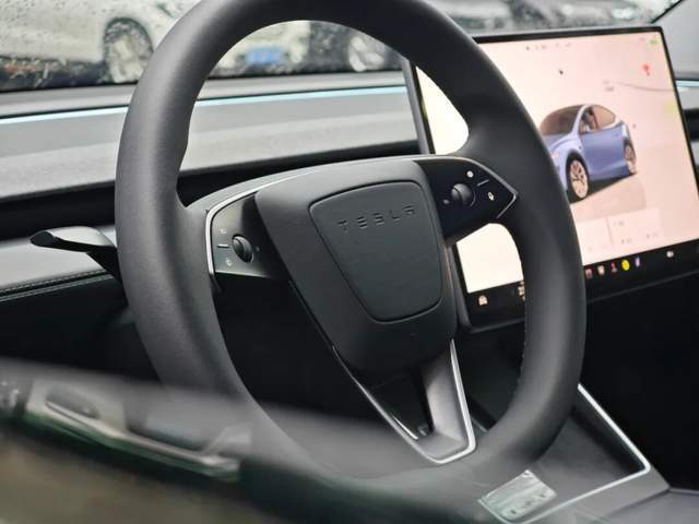 将特斯拉砍成“铁皮房”的<strong></p>
<p>虚拟币挖矿</strong>，是马斯克新的万亿对赌协议