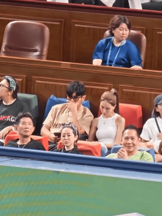 考古|昆凌现身暴瘦变化大！7年剖腹产下3娃<strong></p>
<p>整治工作自查报告</strong>，从“打工妹”到“天王嫂”，她的辛苦谁懂