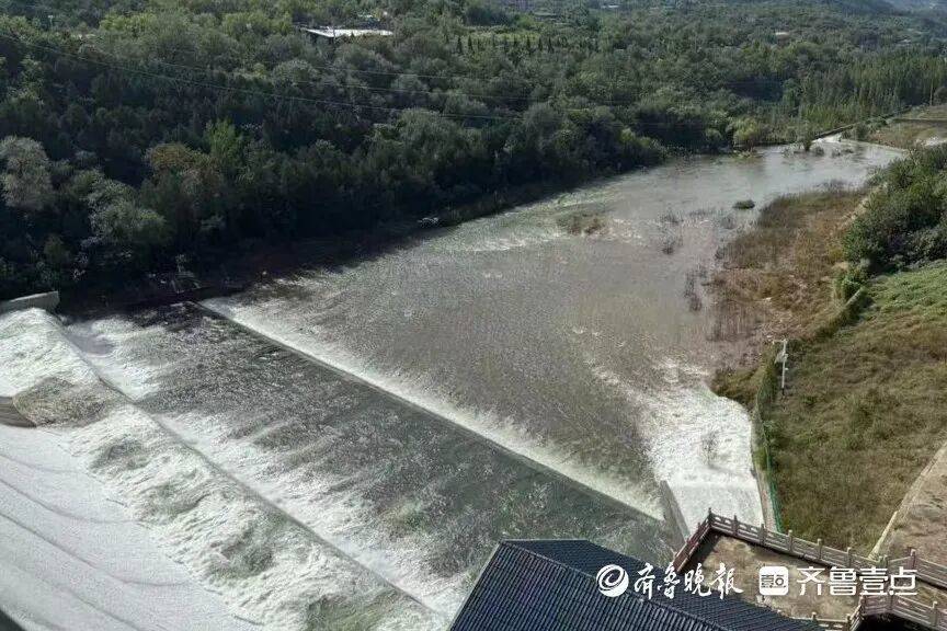 “鱼多得数不过来<strong></p>
<p>虚拟币奇迹币</strong>，一网子下去能捞好几条”济南锦绣川水库开闸放水，大量鲢鱼被冲出，工作人员：禁止捕捞！