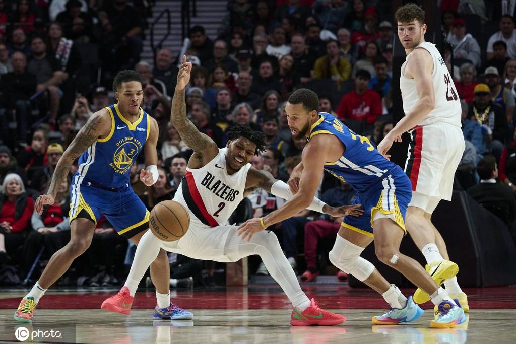 季前赛-库里28分杨瀚森9+6 勇士再胜开拓者