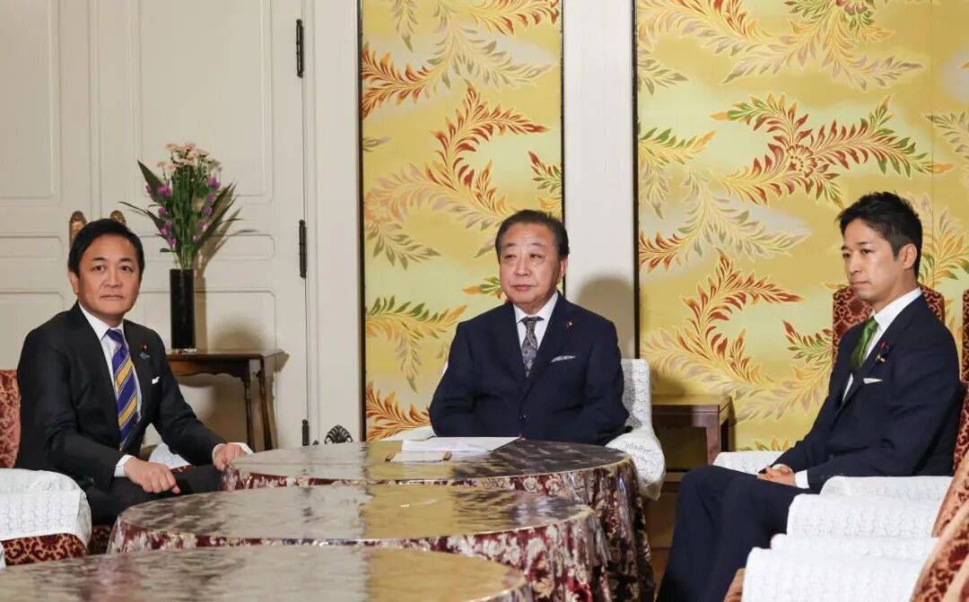 日本维新会叛变<strong></p>
<p>快手直播送礼物</strong>，高市早苗当首相可能性增大