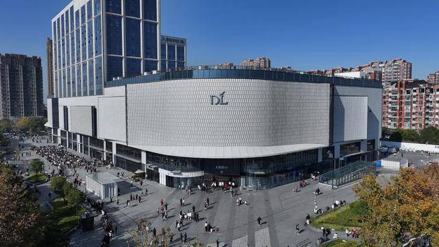 账上躺了41亿<strong></p>
<p>快手直播送礼物</strong>，于东来烦恼人太多