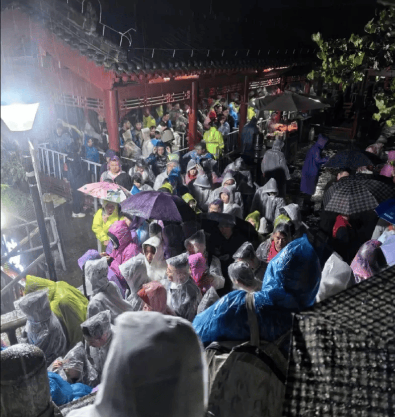 中消协梳理“十一”假期消费维权舆情<strong></p>
<p>虚拟币断网</strong>！这些事件被点名……