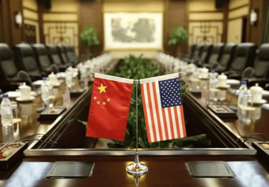 中美对决<strong></p>
<p>国家虚拟人民币</strong>，首个冤大头自投罗网，中国杀鸡儆猴，3个危险信号曝光