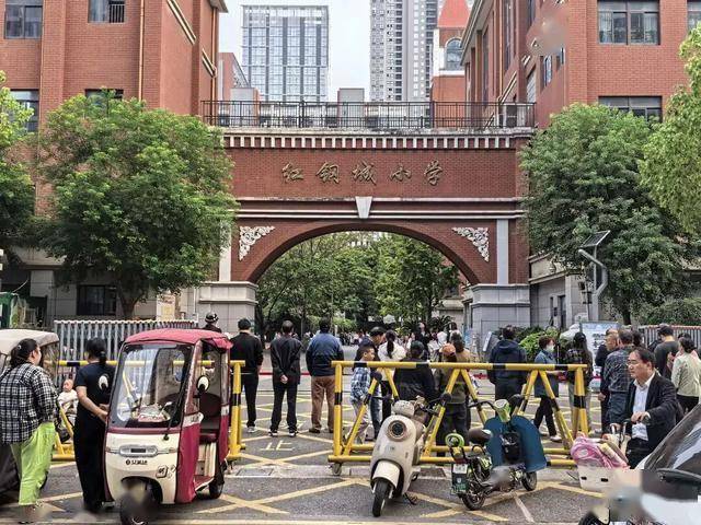 武汉多个小区接连宣布：免费对外开放<strong></p>
<p>国家虚拟人民币</strong>！