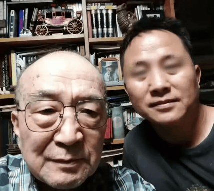 考古|曝78岁李保田近况!找人维修窗户喝10元桶装水<strong></p>
<p>国家虚拟人民币</strong>,生活超朴素!