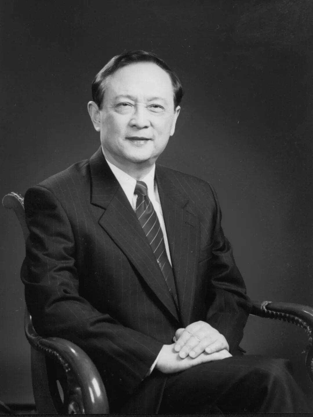 重大损失<strong></p>
<p>币安怎么样虚拟币充话费</strong>！周国治先生在美去世