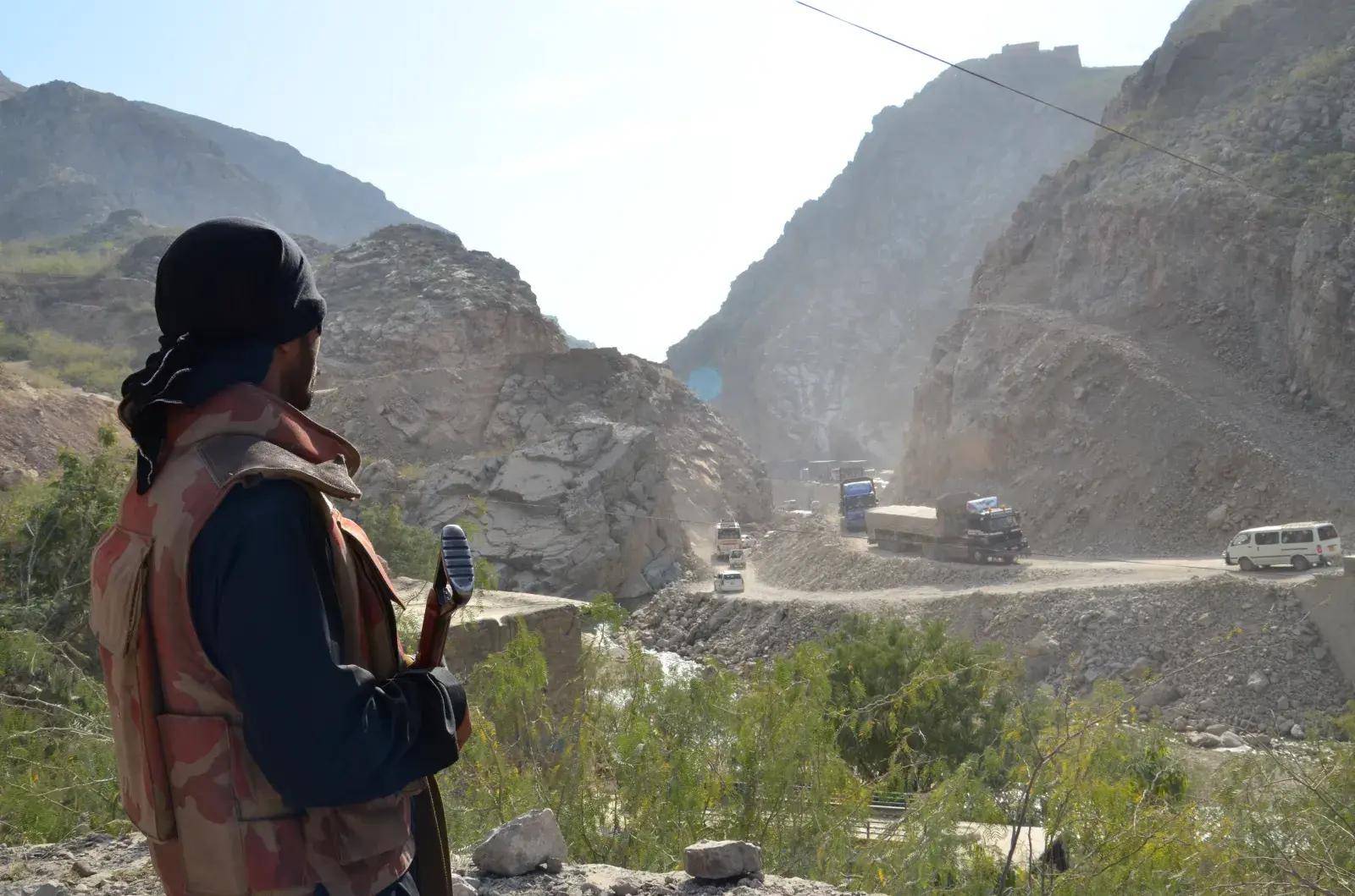 枭龙轰炸首都后<strong></p>
<p>虚拟币的经营模式</strong>,阿富汗光速认怂:打败美军,却被巴铁24小时打服